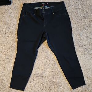 Torrid Dark Blue Jeggings 20S Short